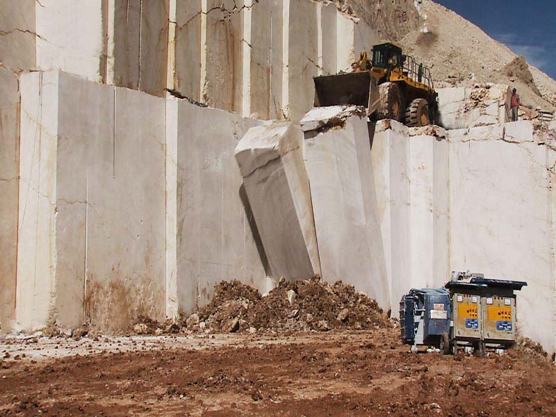 معرفی معدن تراورتن خلخال